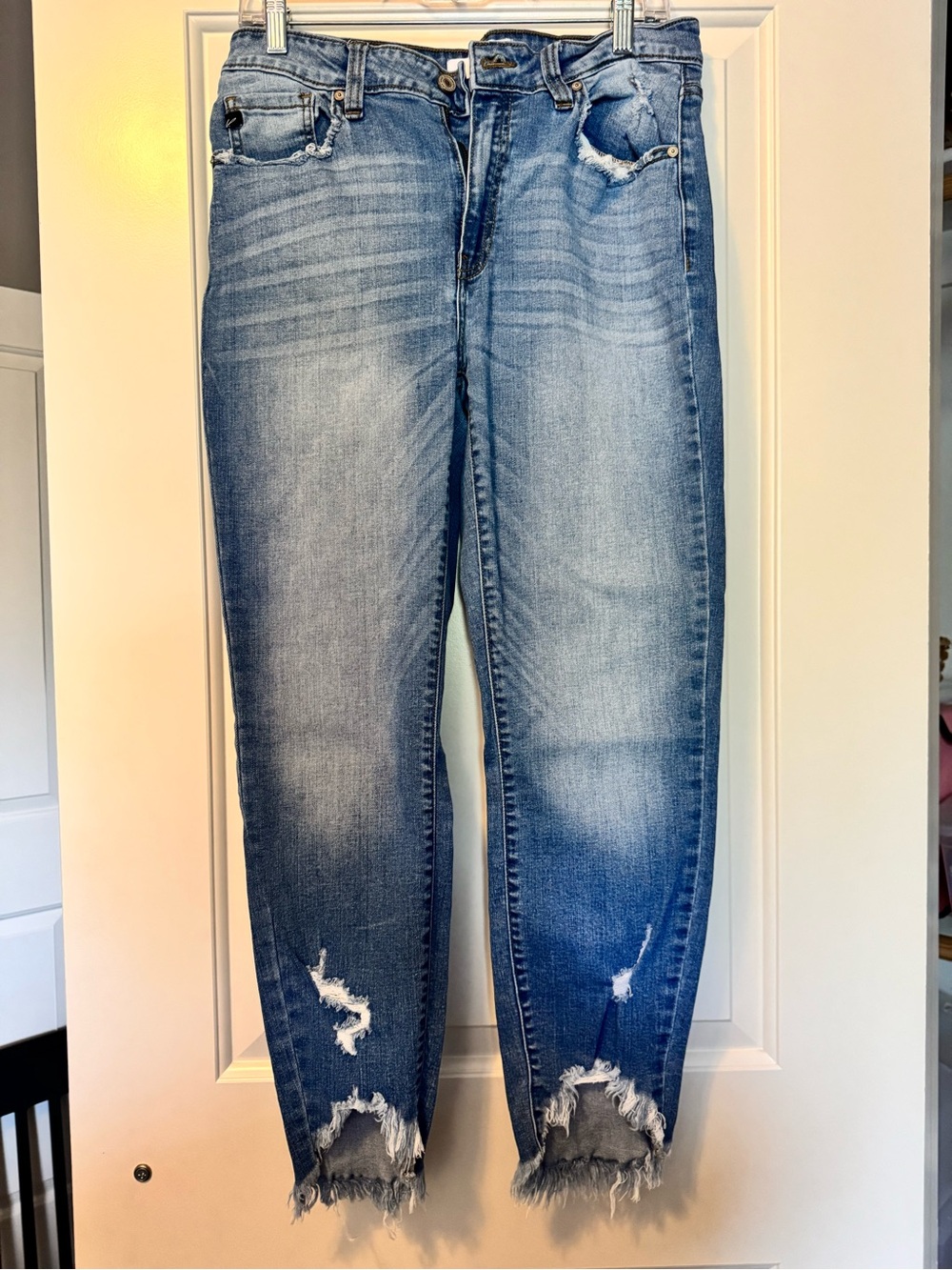 KanCan Light Blue Distressed Cropped Jeans